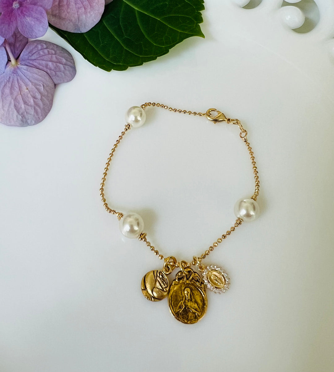 Everly Bracelet - Trio of Blessings with Pearls
