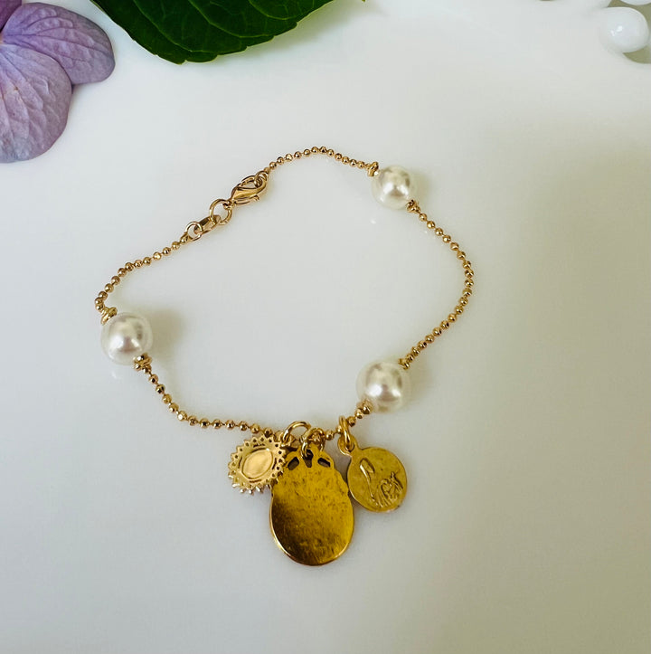Everly Bracelet - Trio of Blessings with Pearls