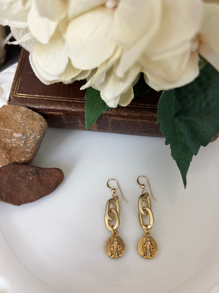 Cable and Mary Earrings