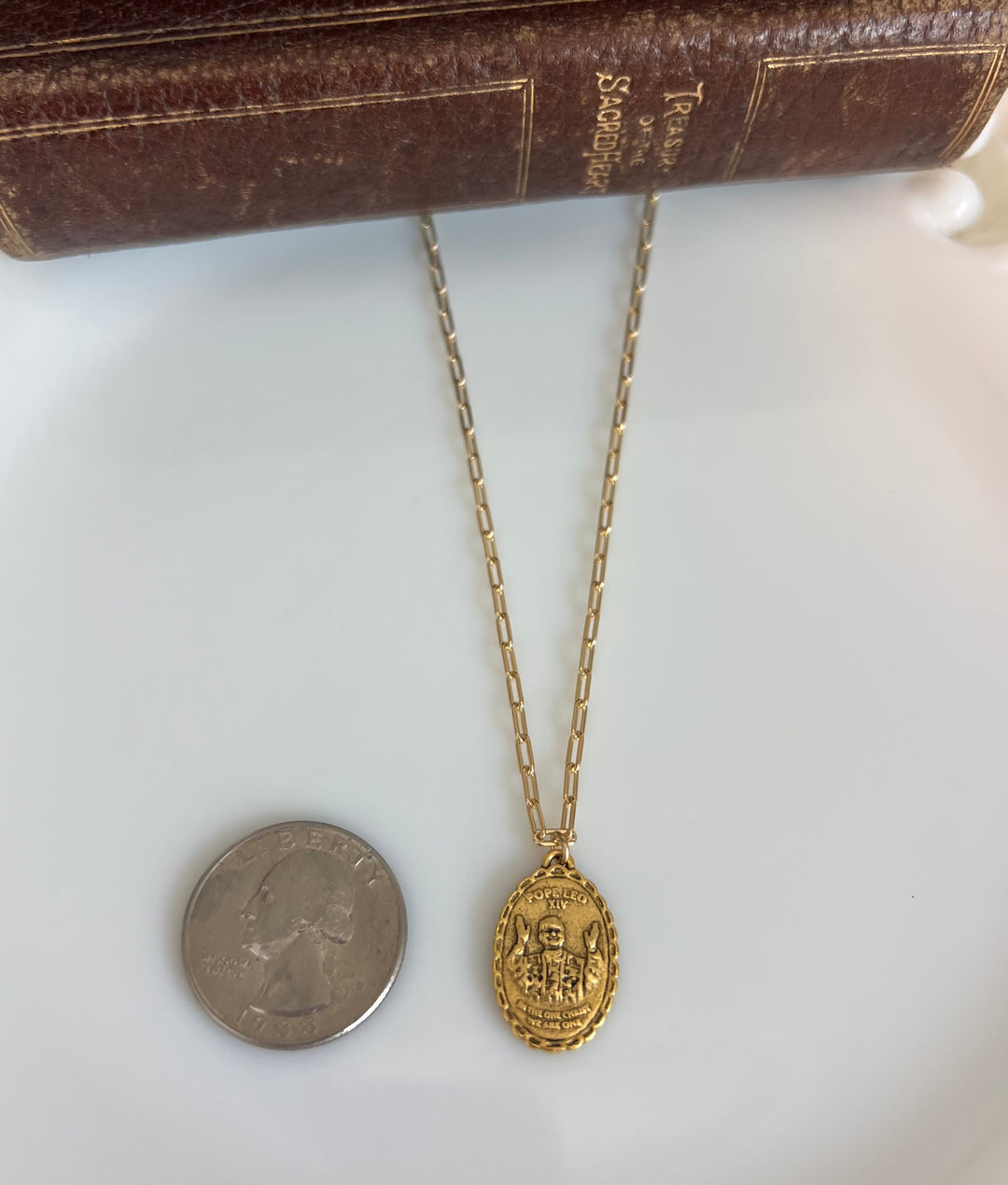 Pope Leo IV Necklace