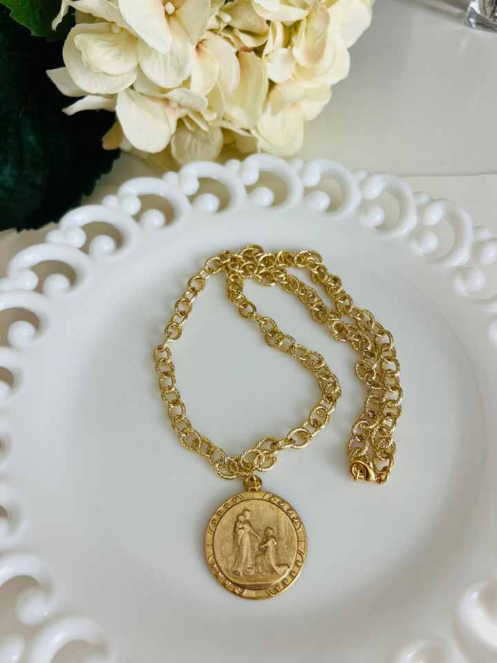 Salina - Queen of the Rosary